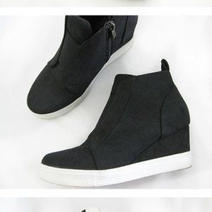 COPY - COPY - Black wedge sneakers